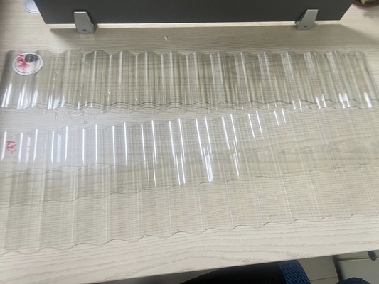スポーツ会場のためのポリカーボネートによって波形を付けられる屋根ふきシート1.2kg/M